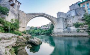 Les Balkans, espaces, sociétés, histoires